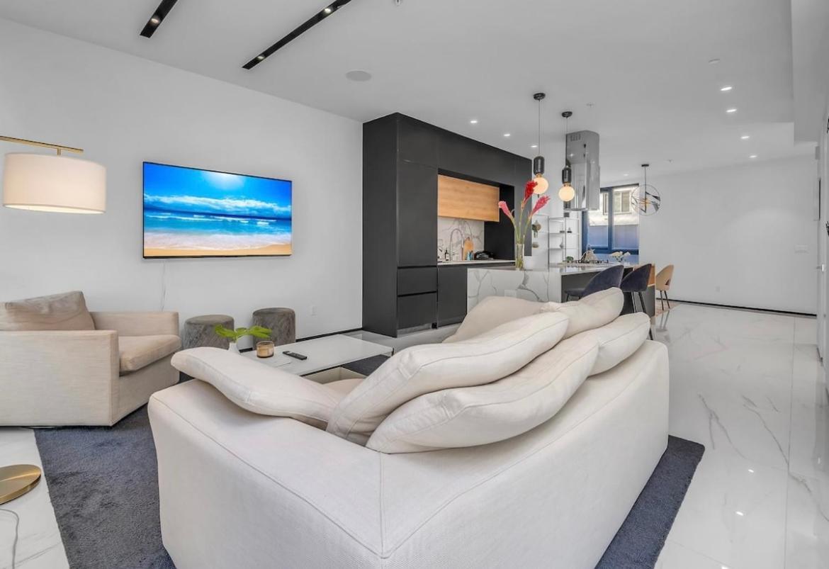 Belarus Apartment Найроби Екстериор снимка